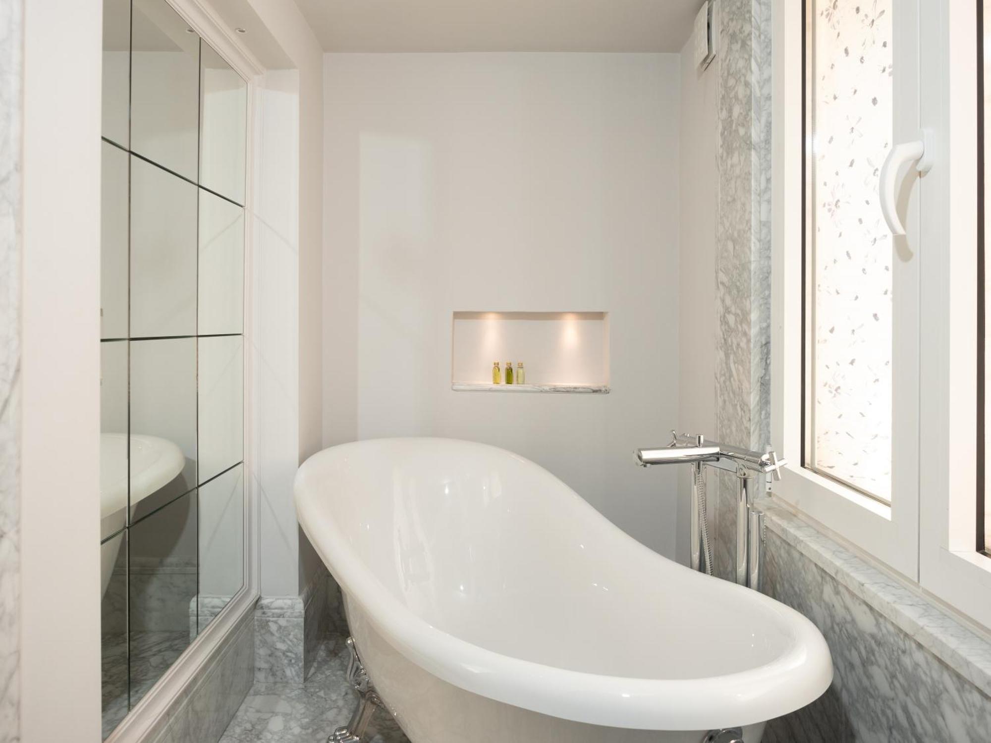 טיראנה Ebel Boutique Hotel מראה חיצוני תמונה