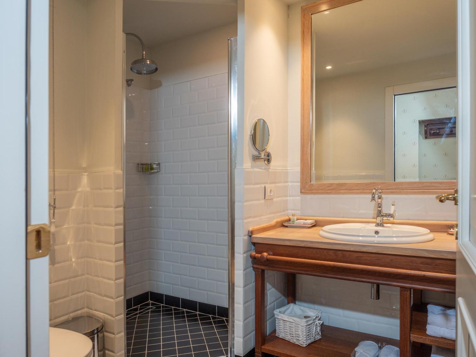 טיראנה Ebel Boutique Hotel מראה חיצוני תמונה