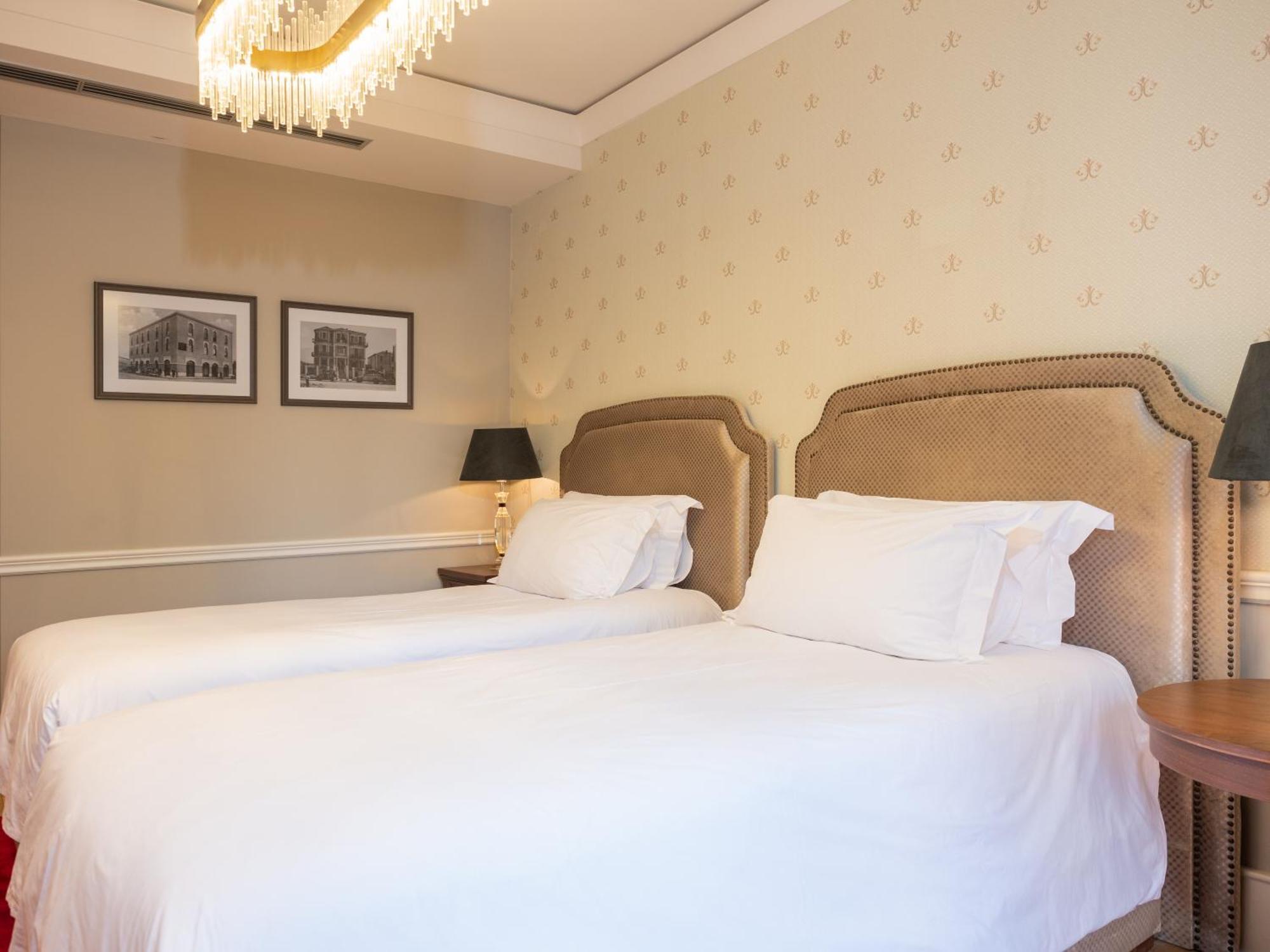 טיראנה Ebel Boutique Hotel מראה חיצוני תמונה