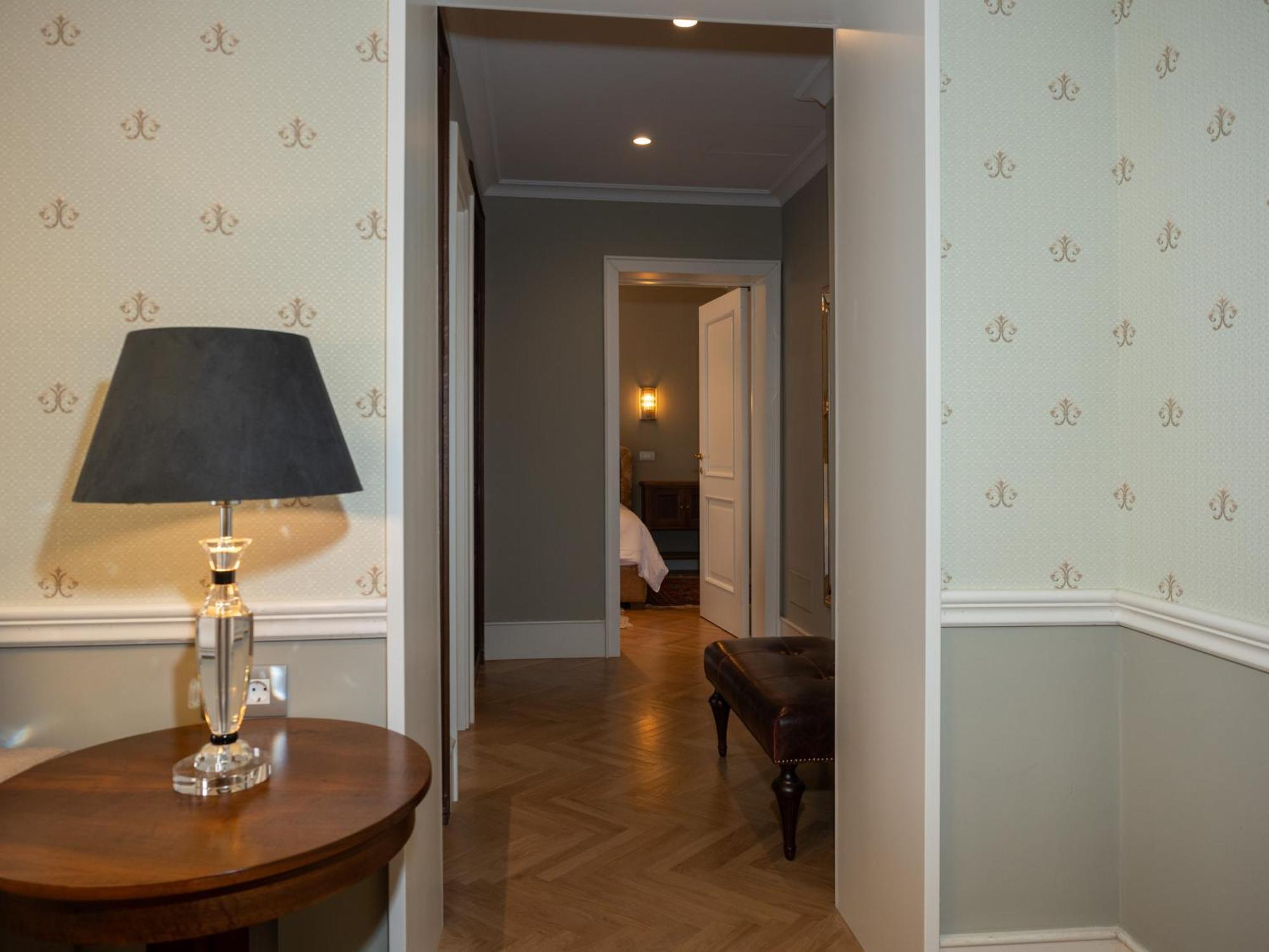 טיראנה Ebel Boutique Hotel מראה חיצוני תמונה